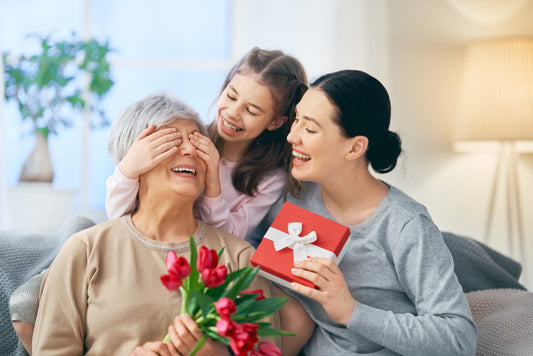 迷ったらこれ！70代の母へ贈る実用的な母の日のプレゼントとは？