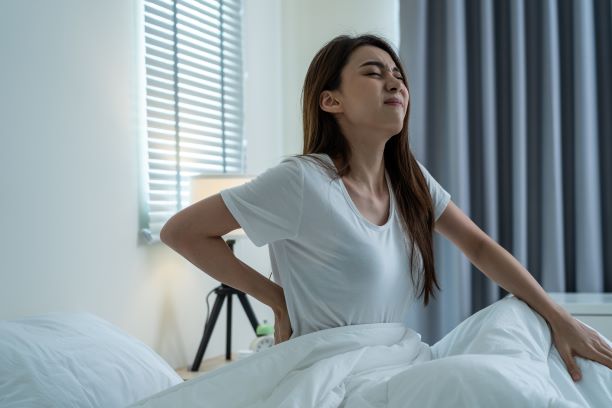 腰痛を枕で改善したい！選び方と腰痛との関係をご紹介