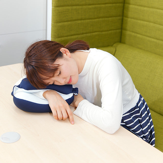 王様のアイピロー 首あて枕付